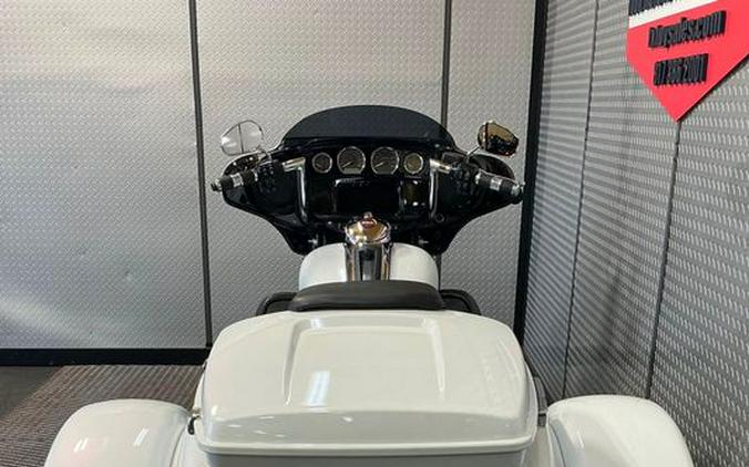 2023 Harley-Davidson Trike Tri Glide Ultra Anniversary