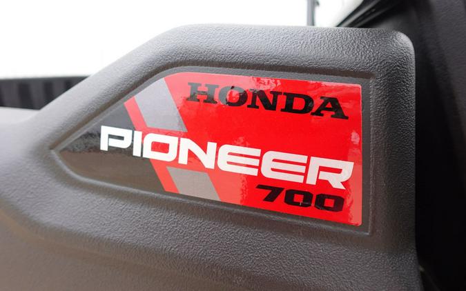 2026 Honda Pioneer 700 Deluxe