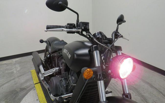 2021 Indian Motorcycle® Scout® Bobber Sixty ABS Thunder Black Smoke