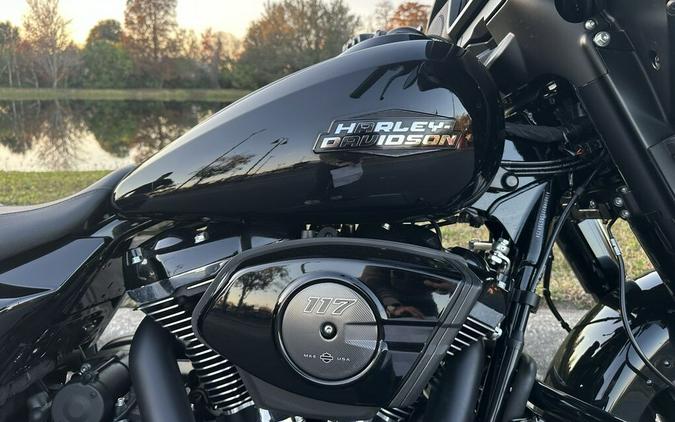 2025 Harley-Davidson Street Glide FLHX