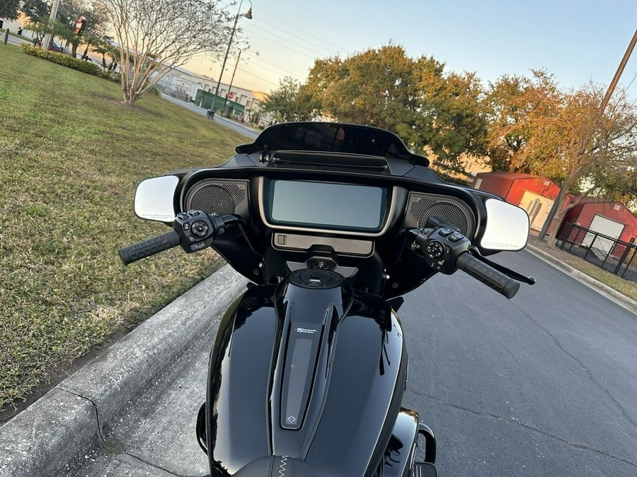2025 Harley-Davidson Street Glide FLHX