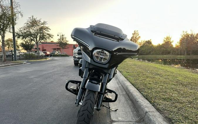 2025 Harley-Davidson Street Glide FLHX