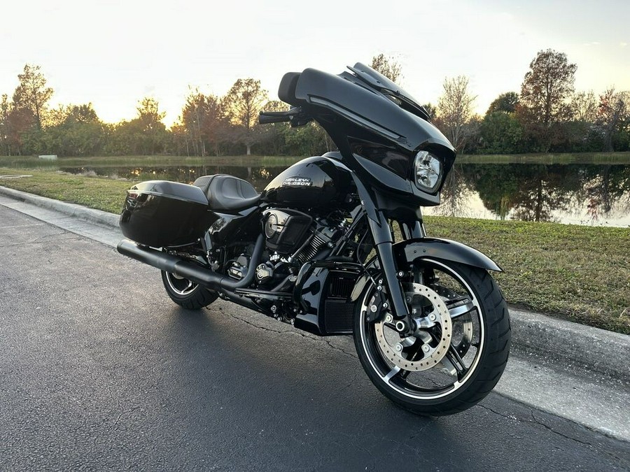 2025 Harley-Davidson Street Glide FLHX