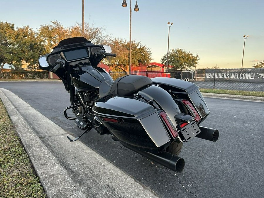 2025 Harley-Davidson Street Glide FLHX