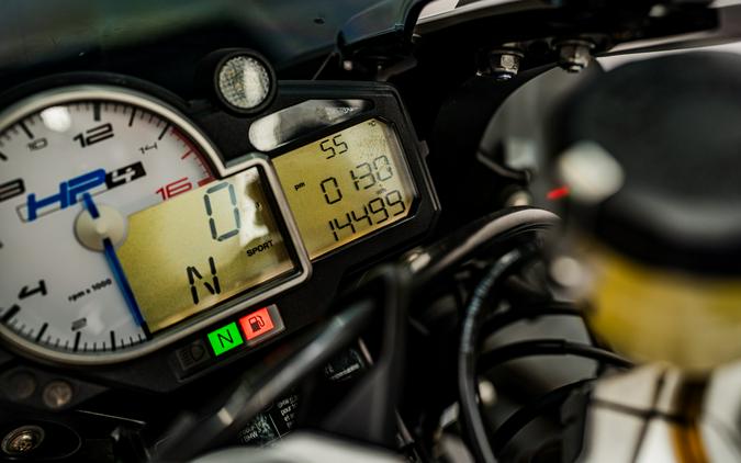 2014 BMW HP4