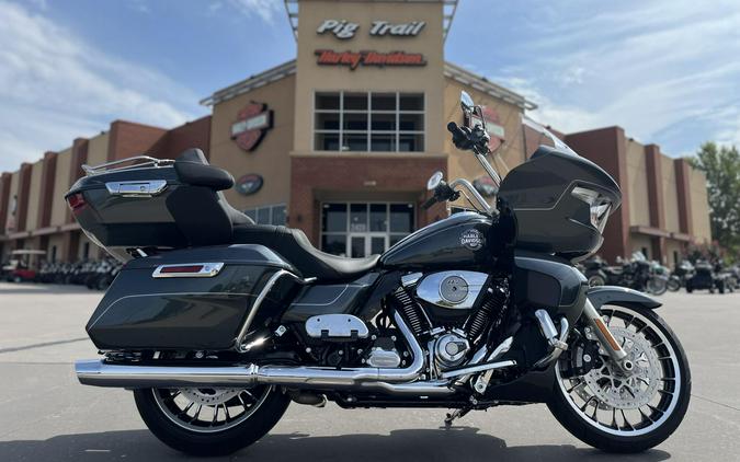 2026 Harley-Davidson® FLTRXL Road Glide Limited Iron Horse Metallic