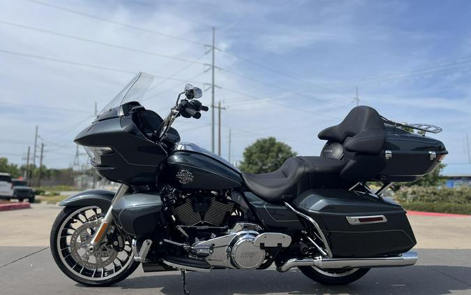 2026 Harley-Davidson® FLTRXL Road Glide Limited Iron Horse Metallic