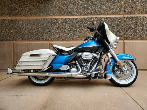 2021 Harley-Davidson Electra Glide Revival Review (18 Fast Facts)