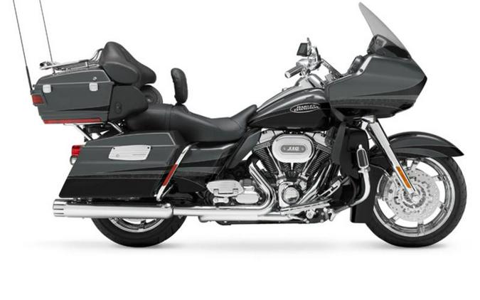 2011 Harley-Davidson® FLTRUSE - CVO™ Road Glide® Ultra