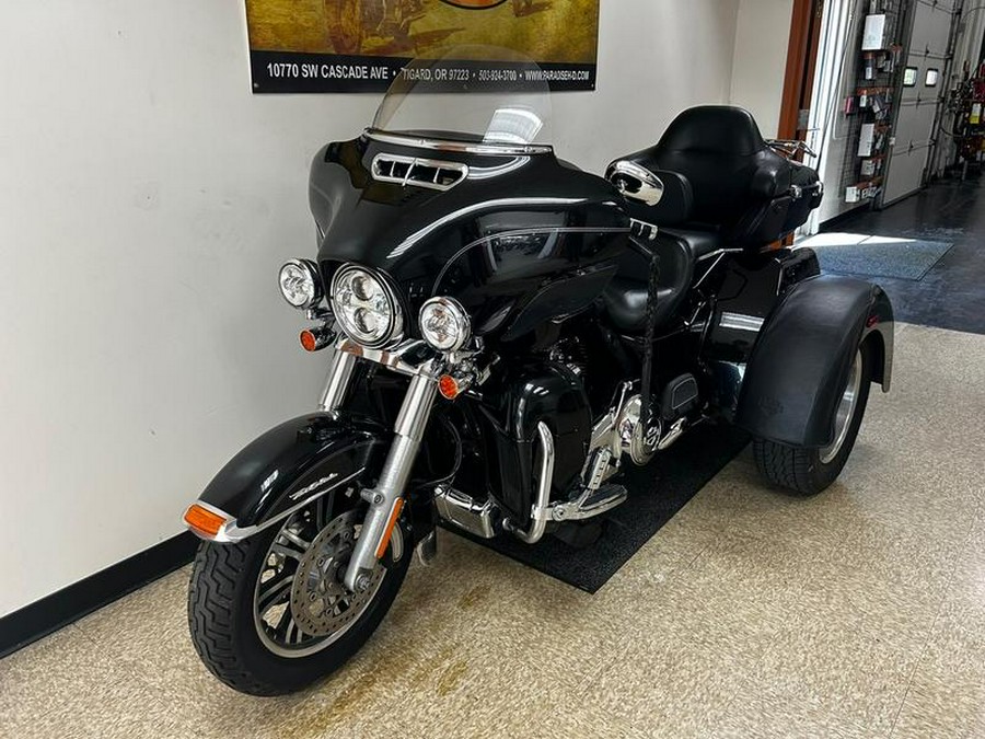 2015 Harley-Davidson® FLHTCUTG - Tri-Glide® Ultra