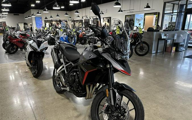 2024 Triumph Tiger 900 GT Graphite / Sapphire Black