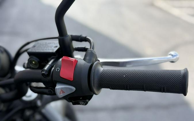 2025 Honda® Scl500 - 200632