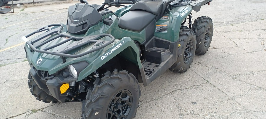 2023 Can-Am™ Outlander™ MAX 6x6 DPS 450