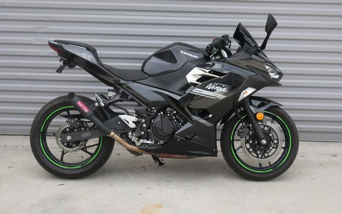 2022 Kawasaki Ninja 400 ABS