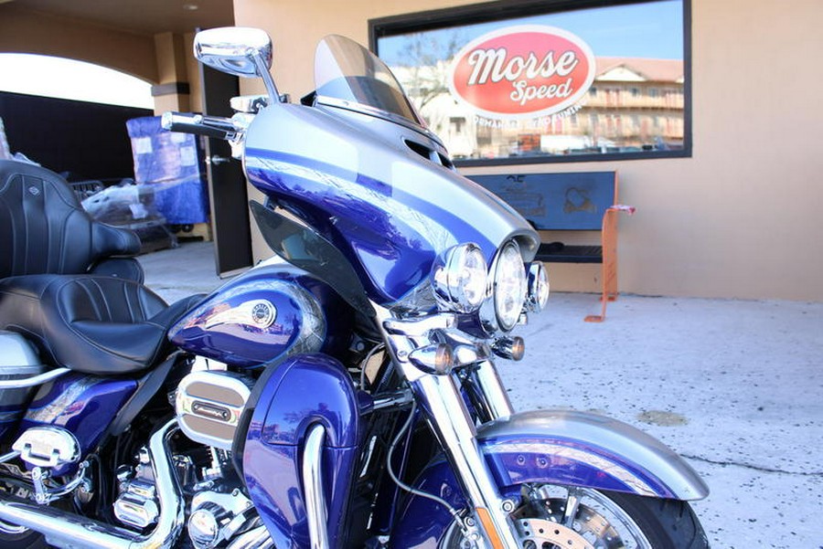 2016 Harley-Davidson® FLHTKSE - CVO™ Limited