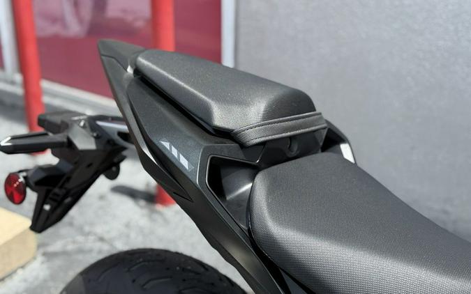 2025 Honda® Cb500F - 100560