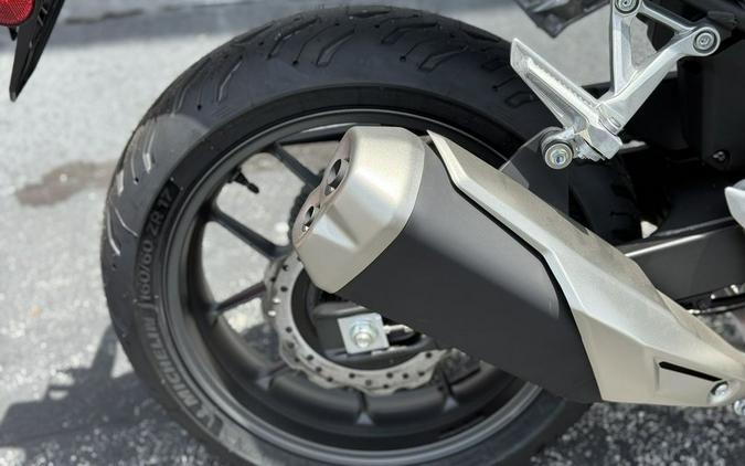 2025 Honda® Cb500F - 100560