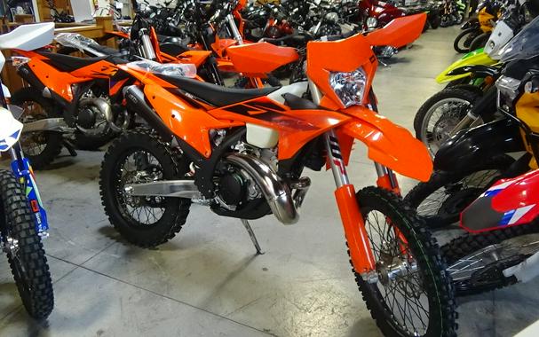2027 KTM 250 XC-W