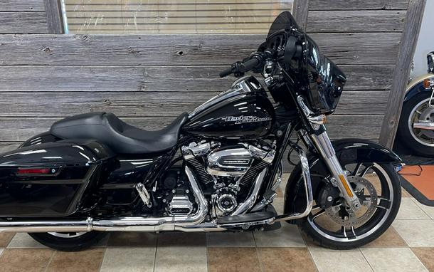 2017 Harley-Davidson Street Glide Special Vivid Black