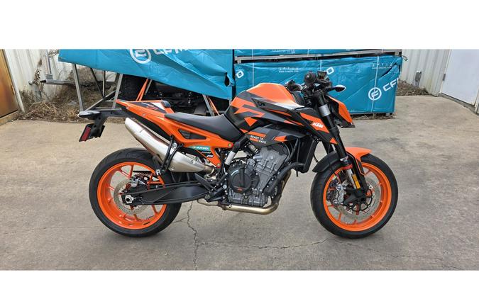 2022 KYMCO 890 DUKE GP