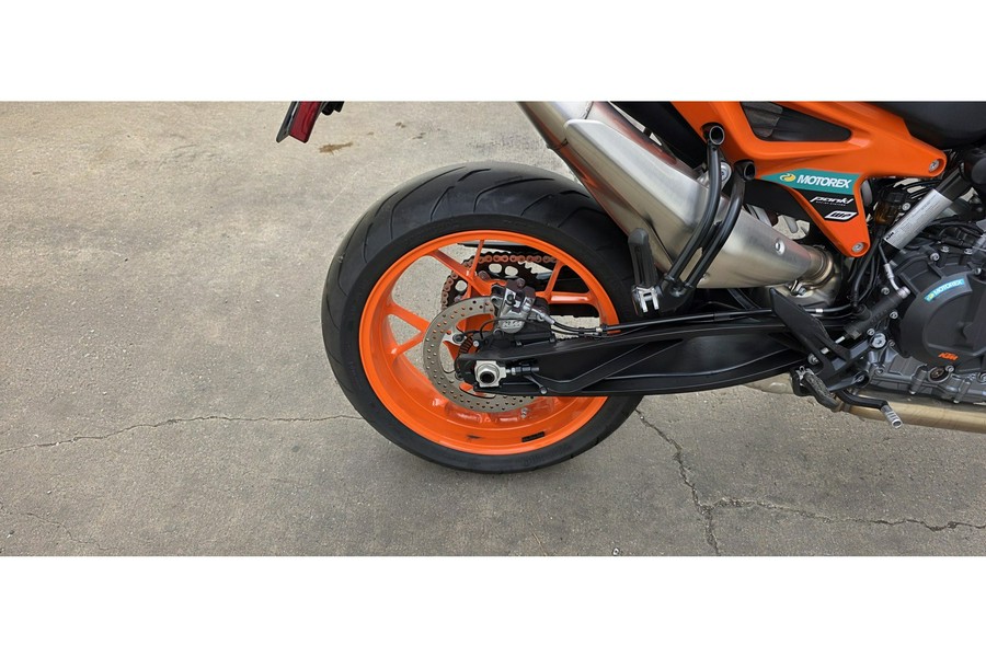 2022 KTM 890 DUKE GP