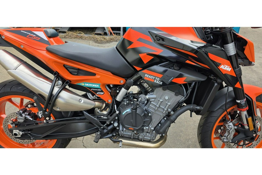 2022 KTM 890 DUKE GP