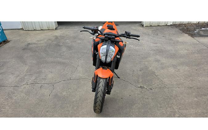 2022 KYMCO 890 DUKE GP