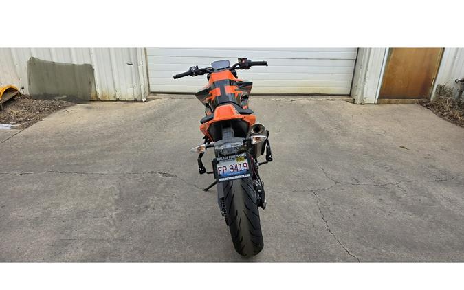 2022 KYMCO 890 DUKE GP