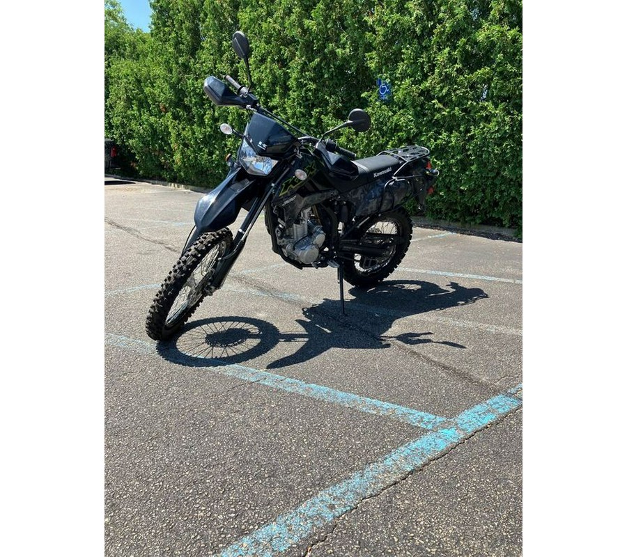 2021 Kawasaki KLX®300 Fragment Camo Gray