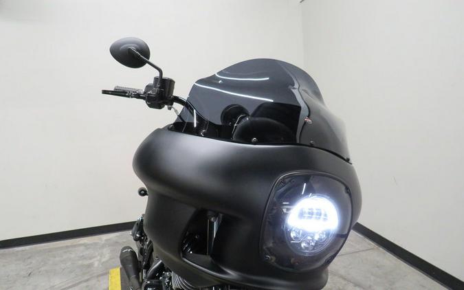 2023 Indian Motorcycle® Chief® Bobber Dark Horse® Black Smoke