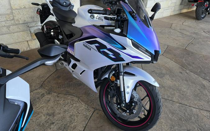 2025 YAMAHA YZFR3 ABS CA