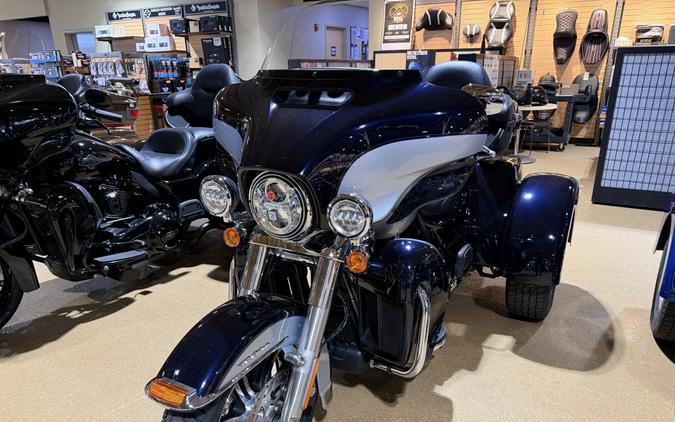 FLHTCUTG 2019 Tri Glide® Ultra