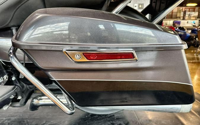 2014 Harley-Davidson® Ultra Limited Two-Tone Charcoal Pearl/Vivid Black
