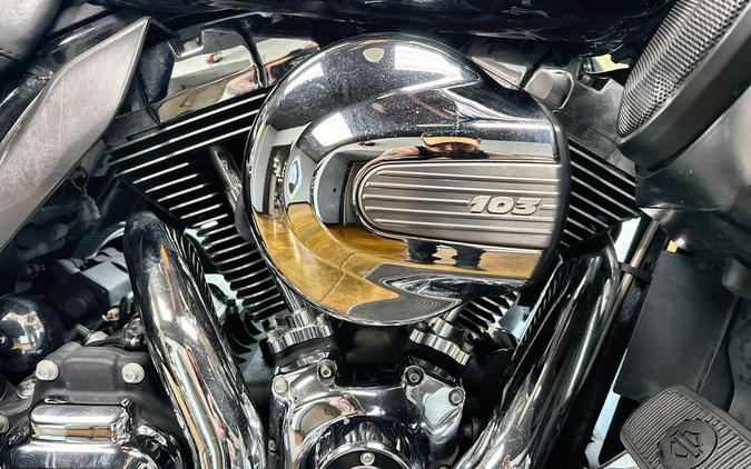 2014 Harley-Davidson® Ultra Limited Two-Tone Charcoal Pearl/Vivid Black