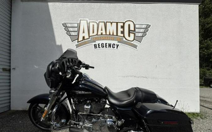 2019 Harley-Davidson® FLHX - Street Glide®