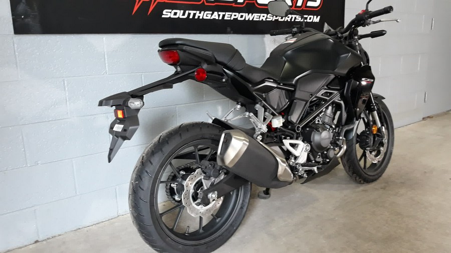 2025 CB300R ABS - Honda