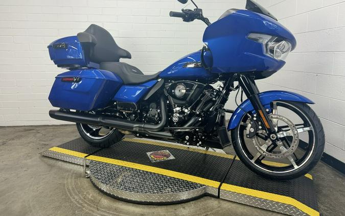 2024 Harley-Davidson Road Glide® BLUE BURST