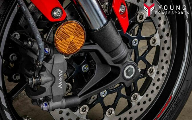 2025 Honda CBR650R E-Clutch