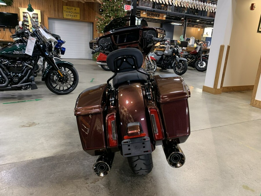 Harley-Davidson® CVO™ Street Glide® 2024 FLHXSE Copperhead