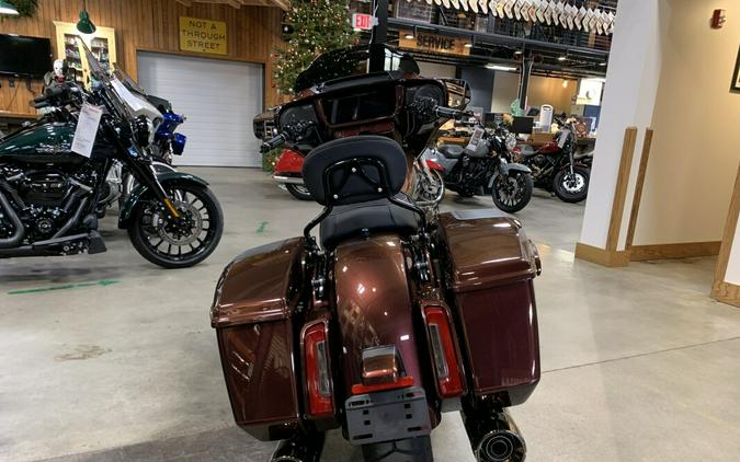 Harley-Davidson® CVO™ Street Glide® 2024 FLHXSE Copperhead