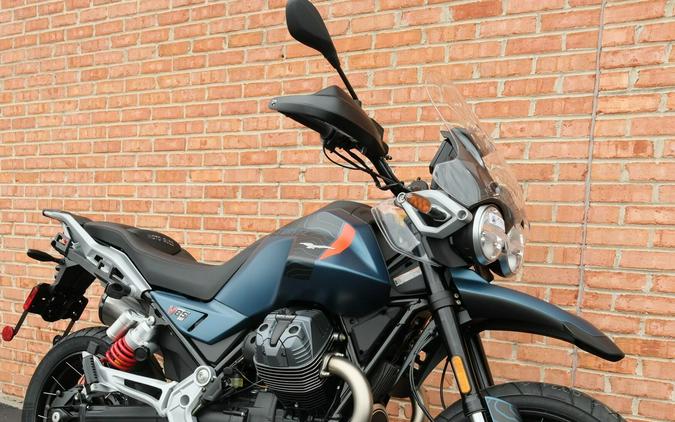 2026 Moto Guzzi V85 TT Travel