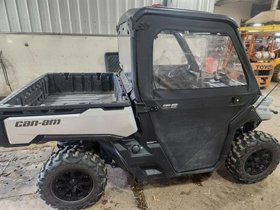 2019 Can-Am Defender XT HD8