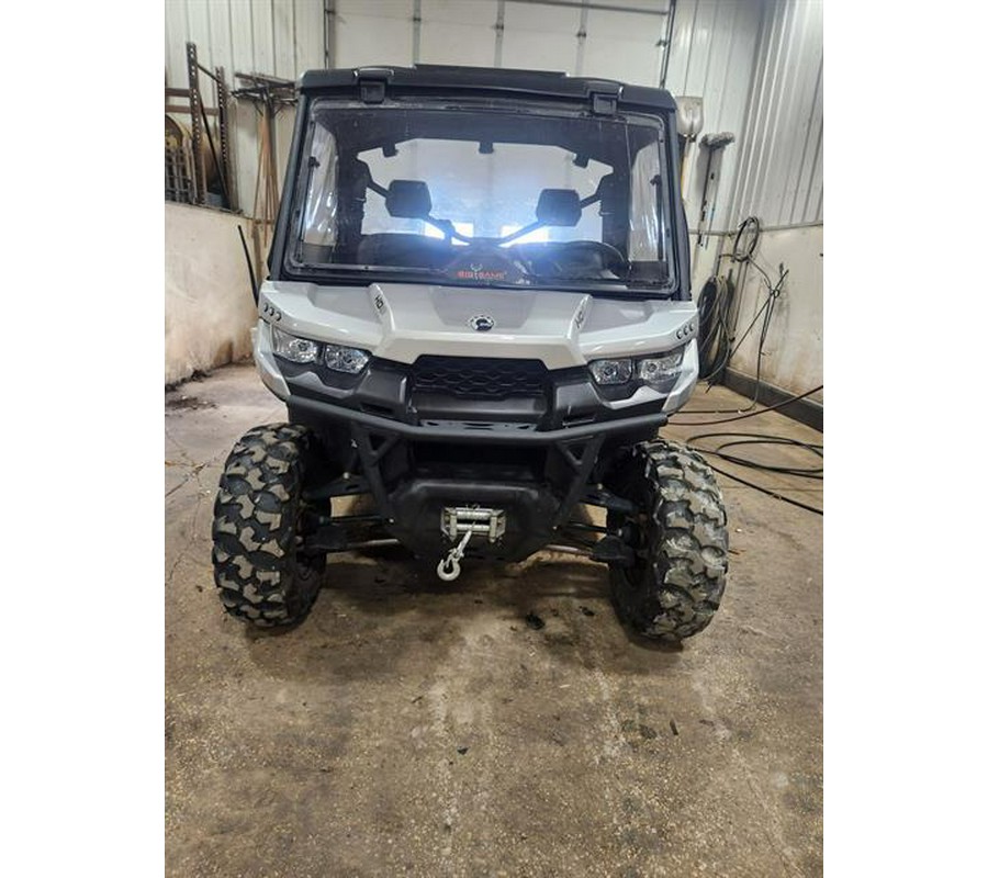 2019 Can-Am Defender XT HD8