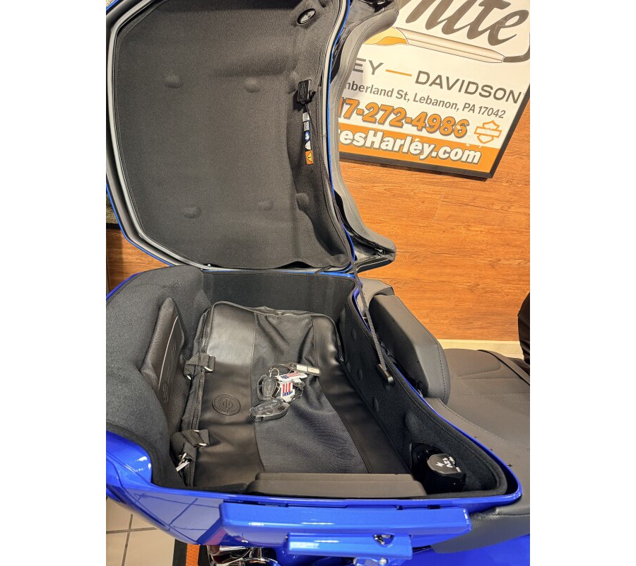 2026 H-D FLHXLSE CVO Street Glide Limited 121ci