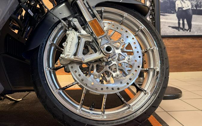 2026 H-D FLHXLSE CVO Street Glide Limited 121ci