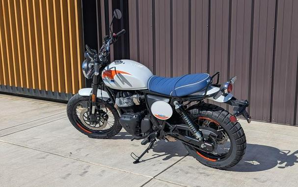 2026 Royal Enfield Bear 650 Boardwalk White