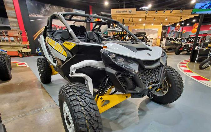 2024 CAN-AM MAVERICK R 999T DCT