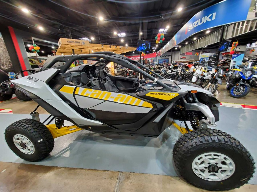 2024 CAN-AM MAVERICK R 999T DCT