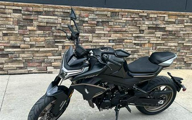 2024 CFMOTO 800NK