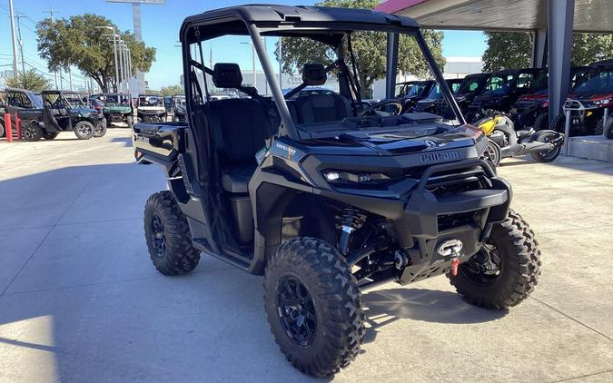 2026 Can-Am Defender XT HD11